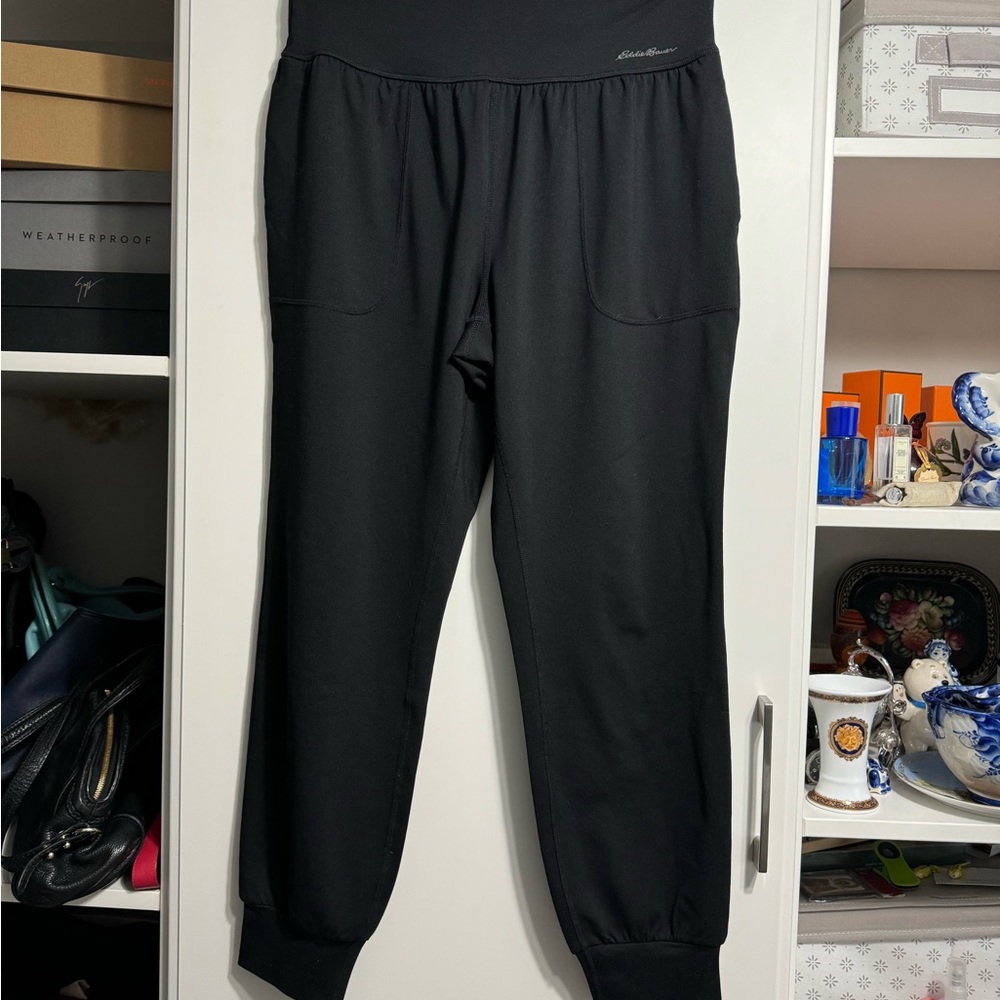 Eddie Bauer, Size M, Colour black, 84% Polyester, 16% Spandex